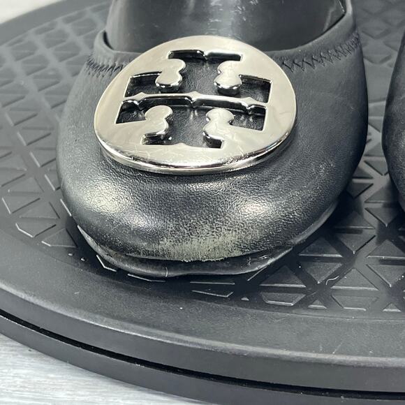 Tory Burch Women's Reva Black Leather Silver Charm Ballet Flats Size ? - Picture 3 of 13